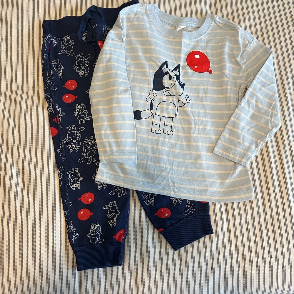Hanna Andersson 4T Bluey Set